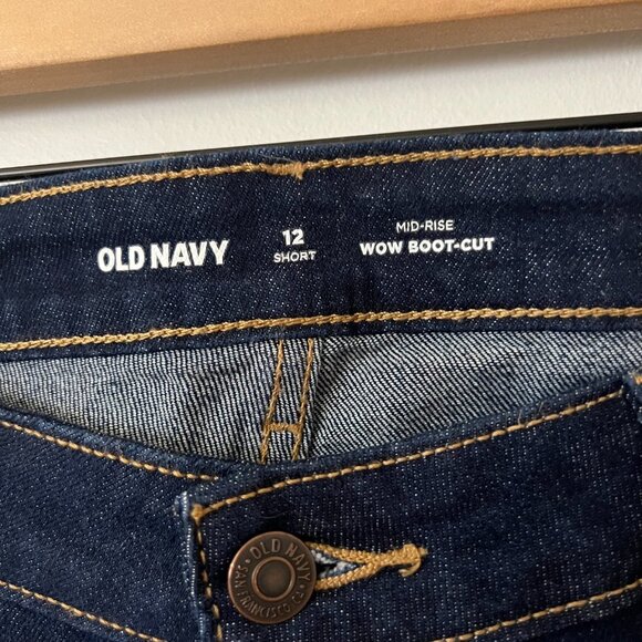 Old Navy Mid-Rise Wow Boot Cut Jeans Dark Wash Women's Size 12 Short - Picture 4 of 8
